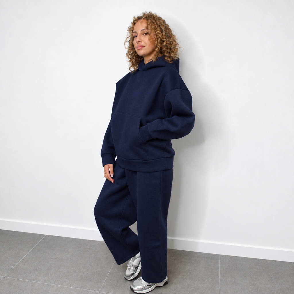 Women's navy blue jogging set with trousers and hoodie